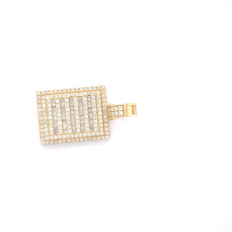 Yellow gold square shape pendant
