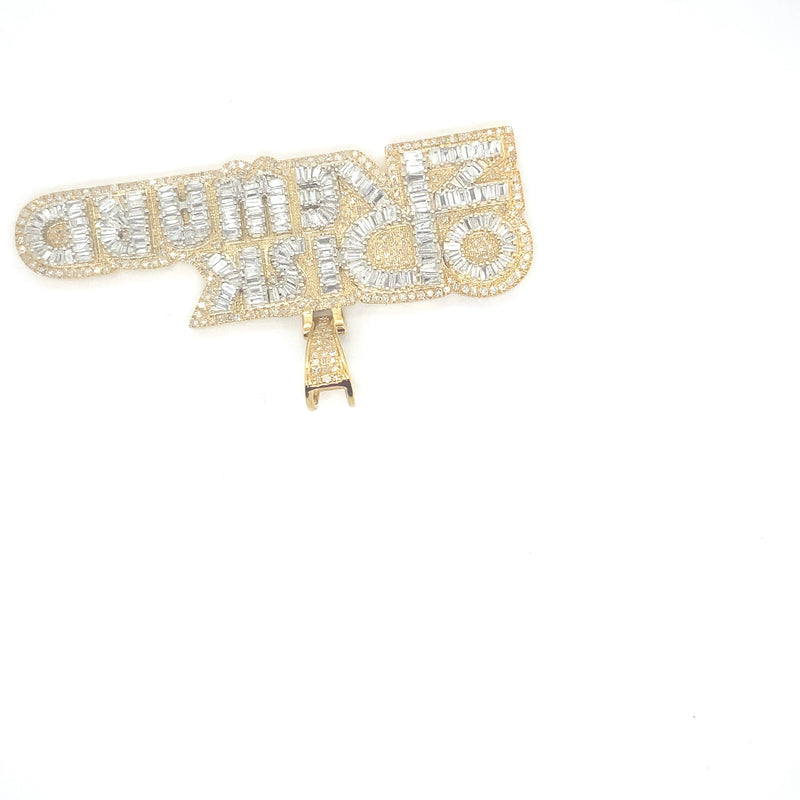 10k yellow gold “No risk no reward” pendant